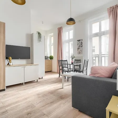 Kamienica Centrum Nr 11 * Stettin